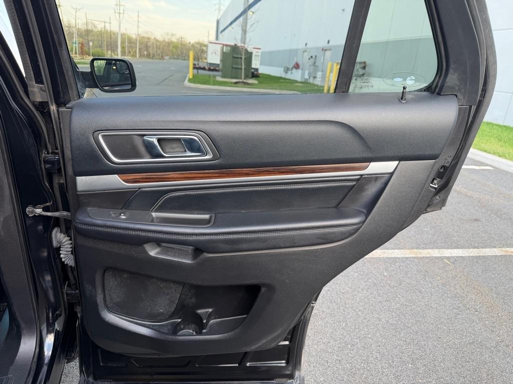 Ford Explorer Limited 4WD 2016