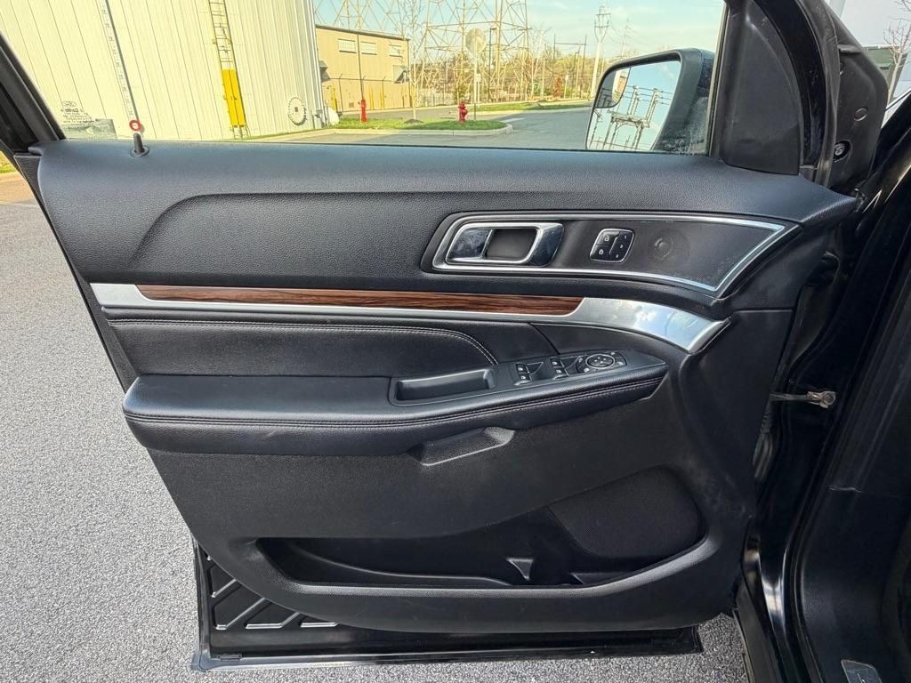 Ford Explorer Limited 4WD 2016