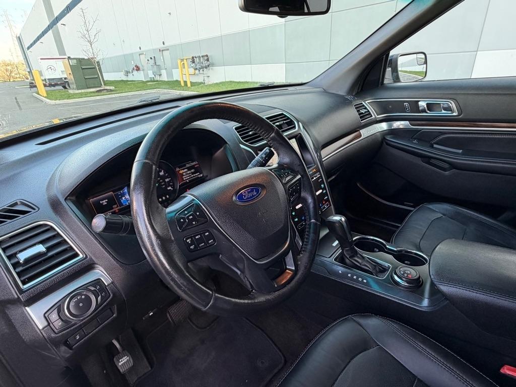 Ford Explorer Limited 4WD 2016