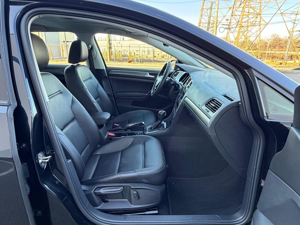 Volkswagen Golf TSI 8A 2020