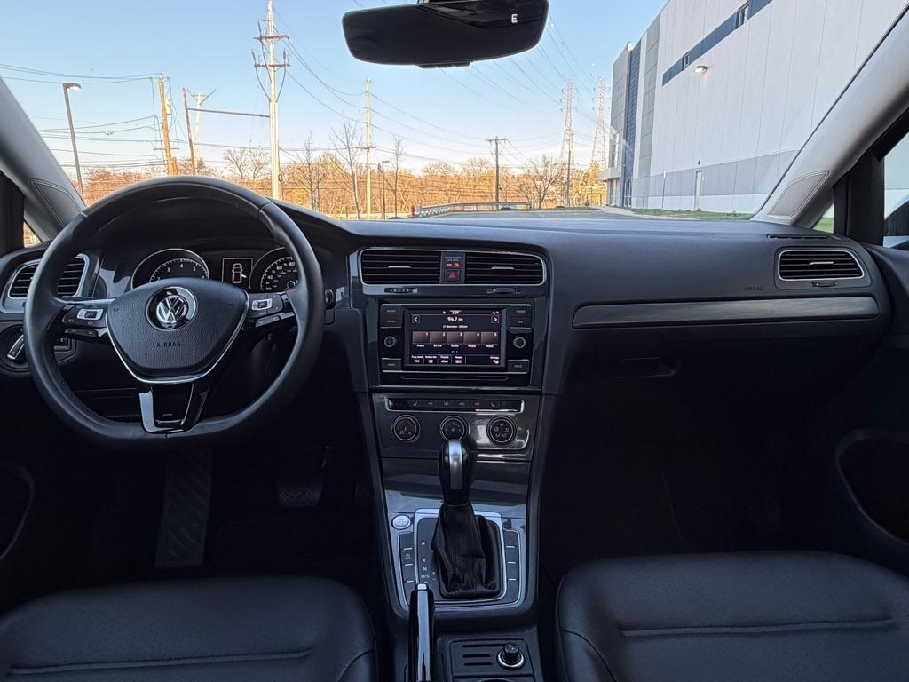 Volkswagen Golf TSI 8A 2020