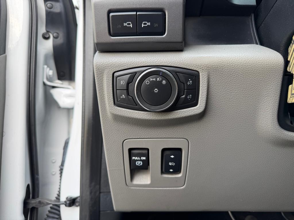 Ford F-150 XLT SuperCrew 5.5-ft. Bed 4WD 2016