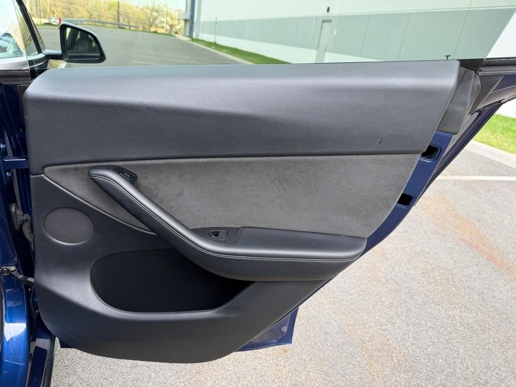 Tesla Model Y Long Range 2022