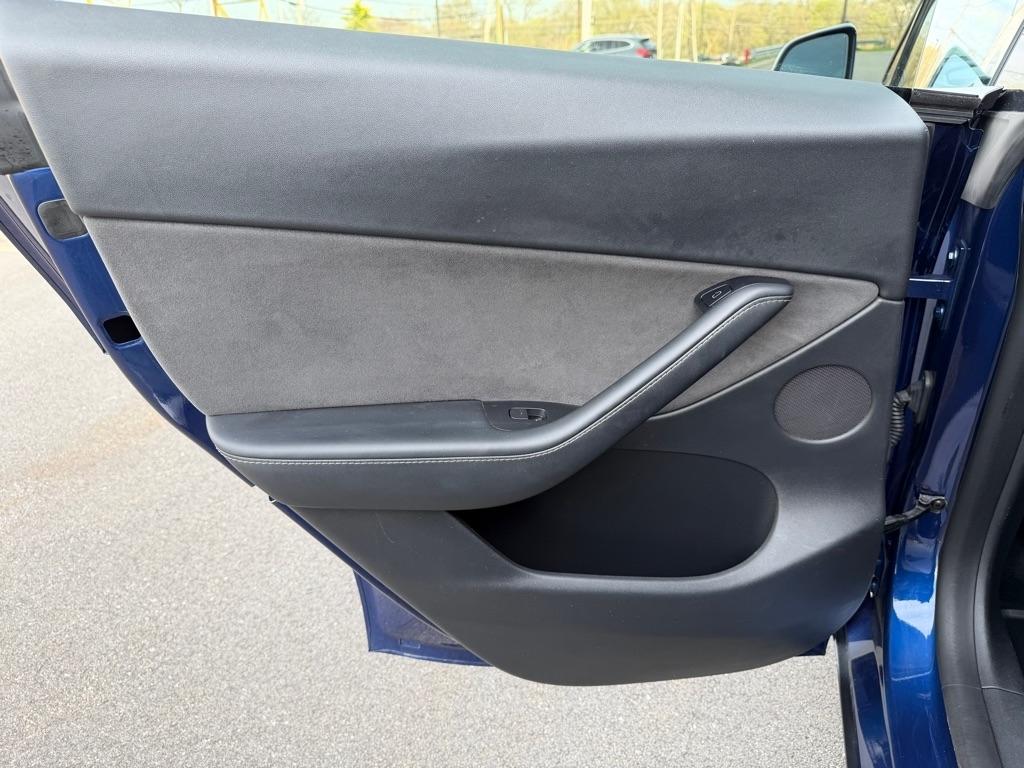 Tesla Model Y Long Range 2022