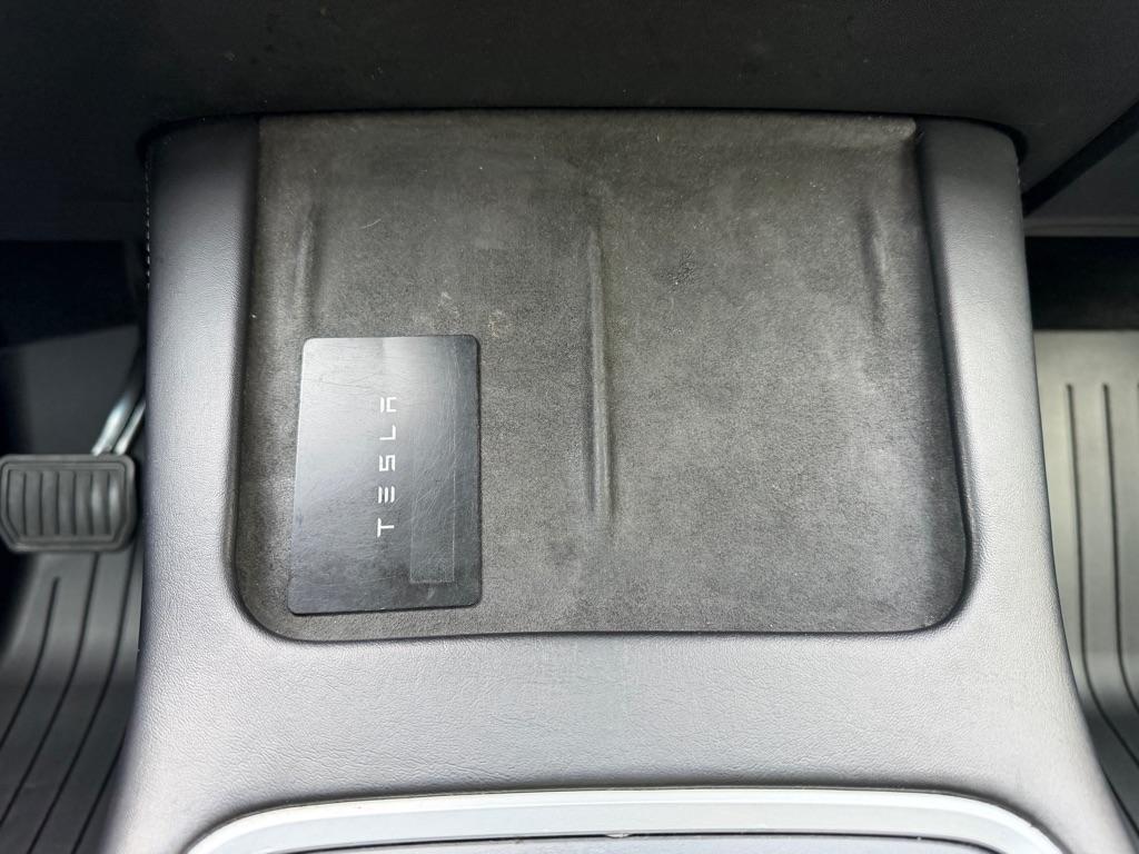 Tesla Model Y Long Range 2022