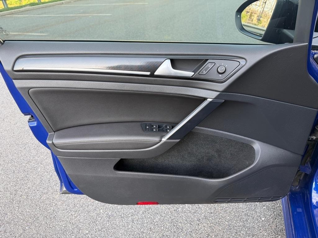 Volkswagen Golf R  2016