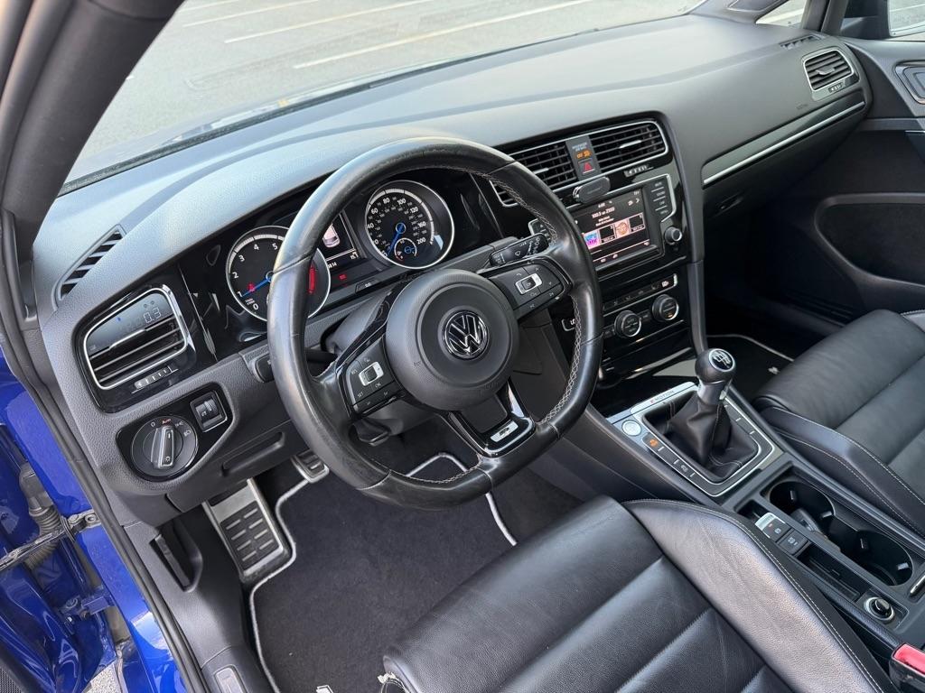 Volkswagen Golf R  2016