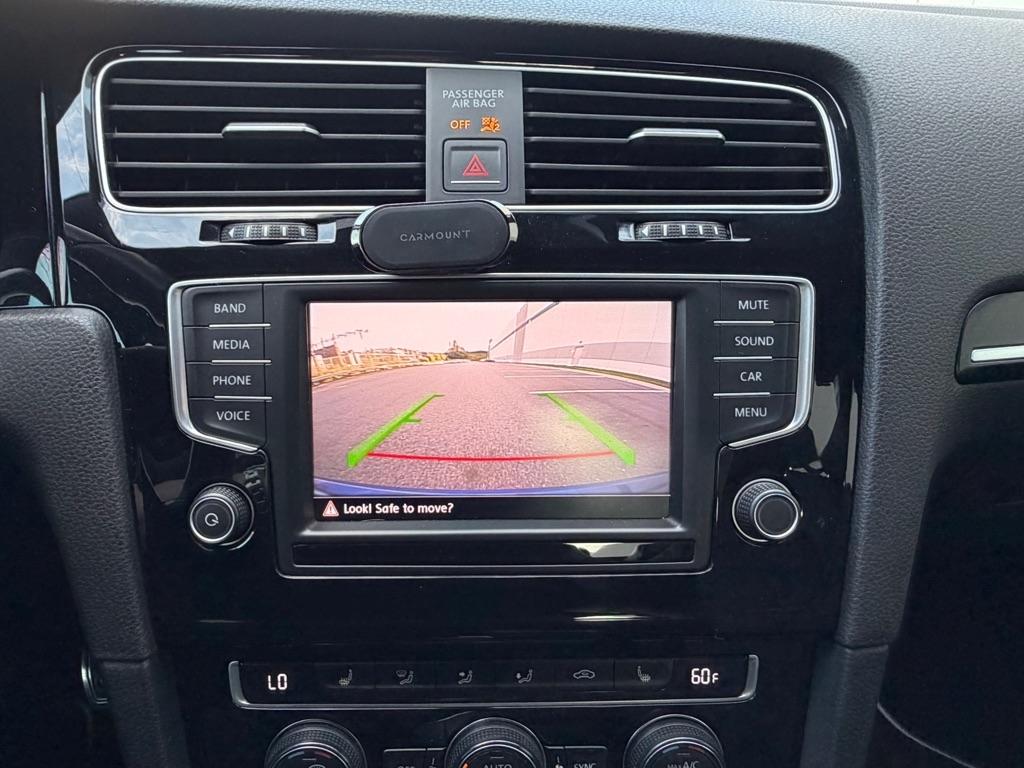 Volkswagen Golf R  2016