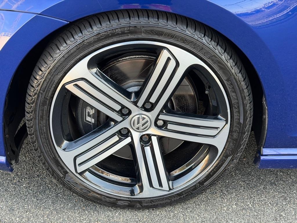 Volkswagen Golf R  2016