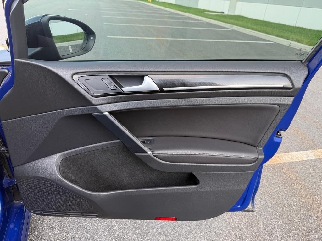 Volkswagen Golf R  2016