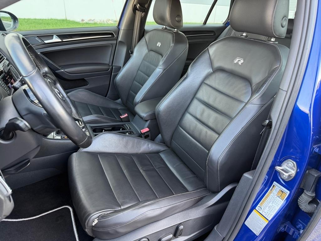 Volkswagen Golf R  2016