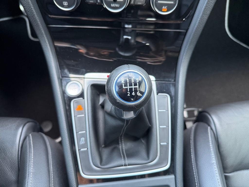 Volkswagen Golf R  2016