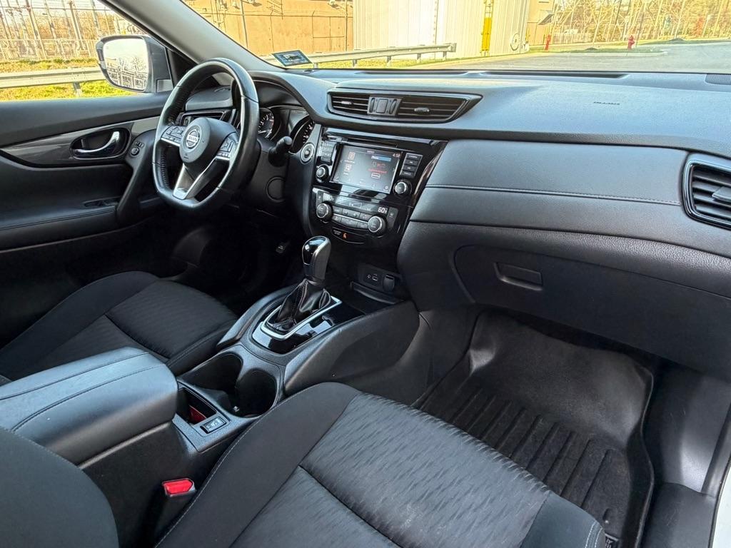 Nissan Rogue SV AWD 2018