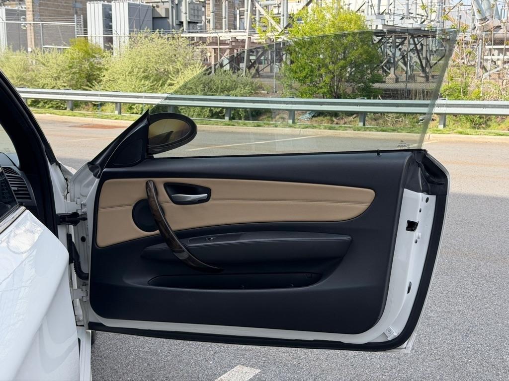 BMW 1-Series 135i Convertible 2009