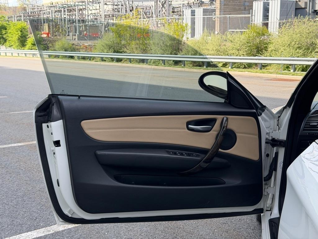 BMW 1-Series 135i Convertible 2009