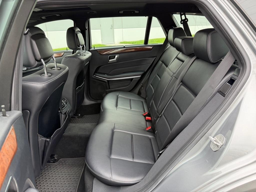 Mercedes-Benz E-Class Wagon  2014