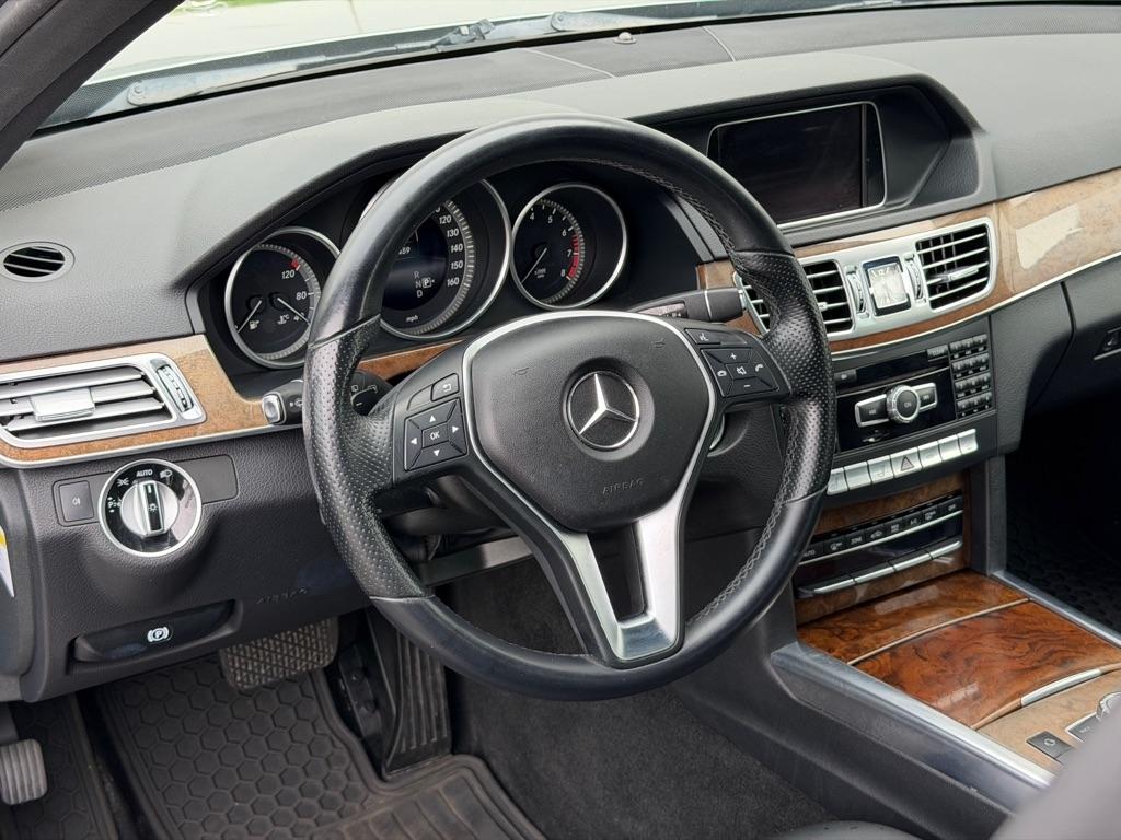 Mercedes-Benz E-Class Wagon  2014