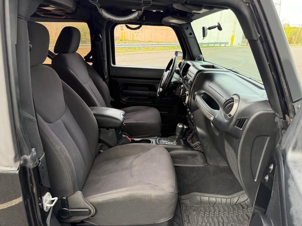 Jeep Wrangler Willys 2 Door 4x4 2014