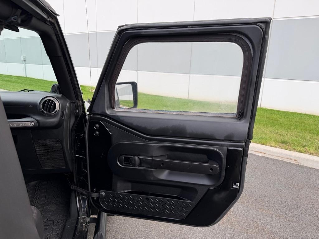 Jeep Wrangler Willys 2 Door 4x4 2014