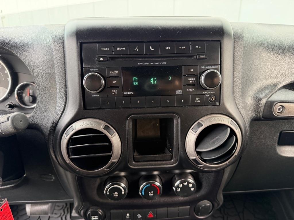 Jeep Wrangler Willys 2 Door 4x4 2014