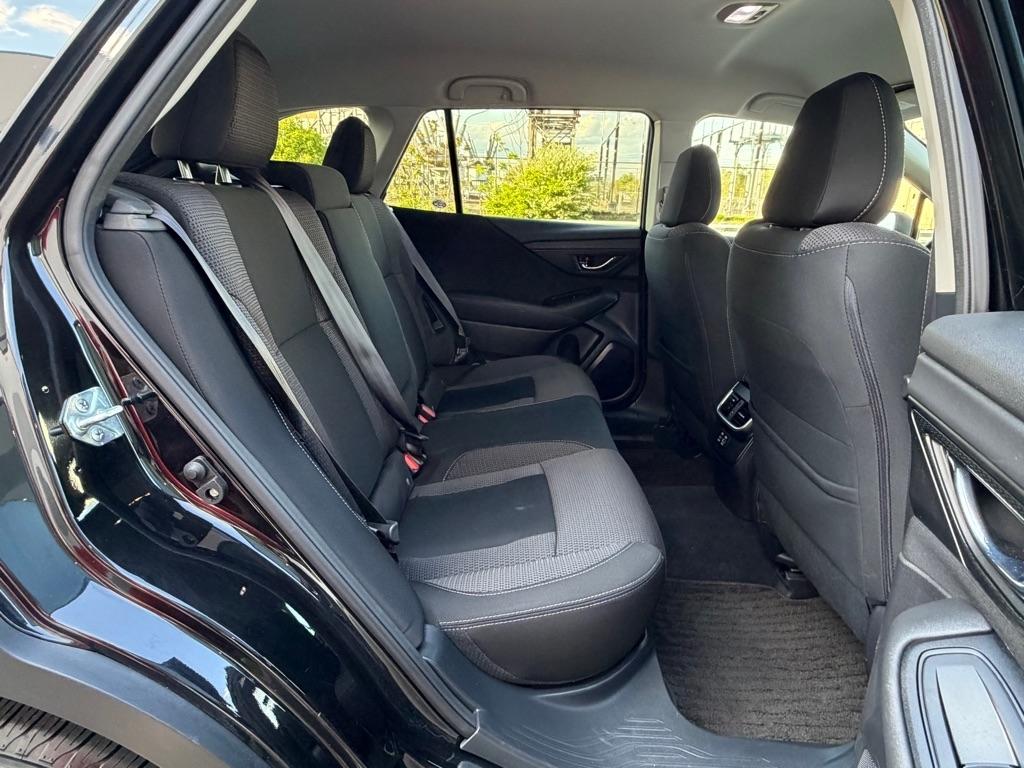 Subaru Outback  2023