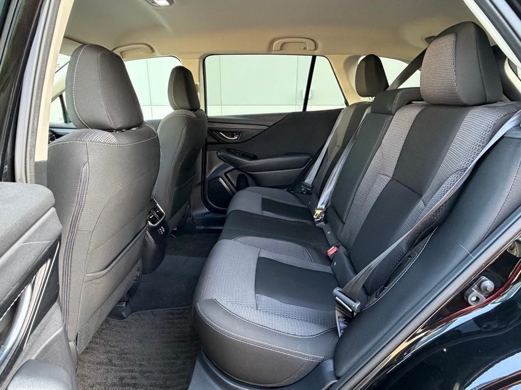 Subaru Outback  2023
