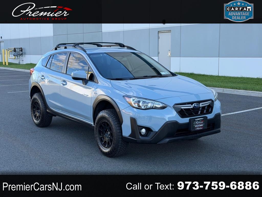 2021 Subaru Crosstrek Premium 6-Speed Manual / Must See