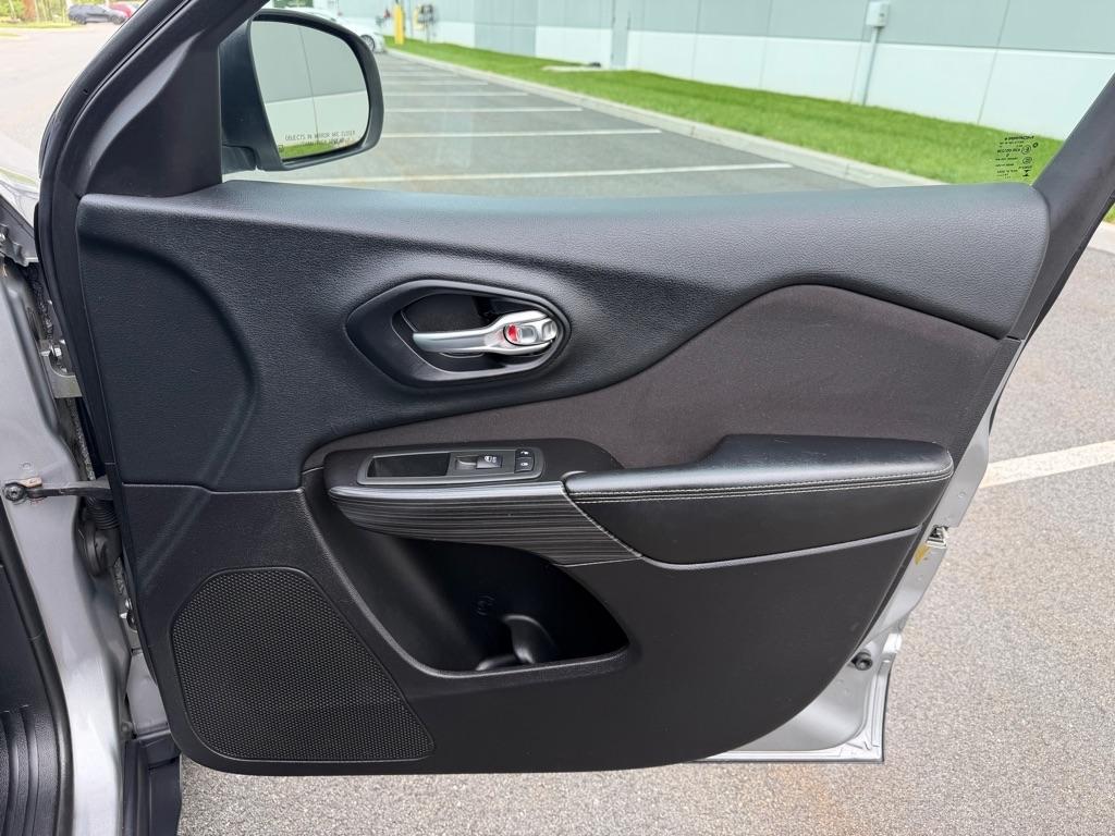 Jeep Cherokee Latitude 4WD 2015