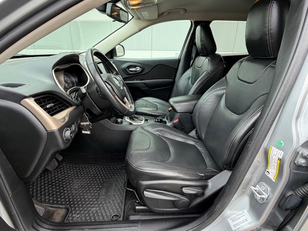 Jeep Cherokee Latitude 4WD 2015