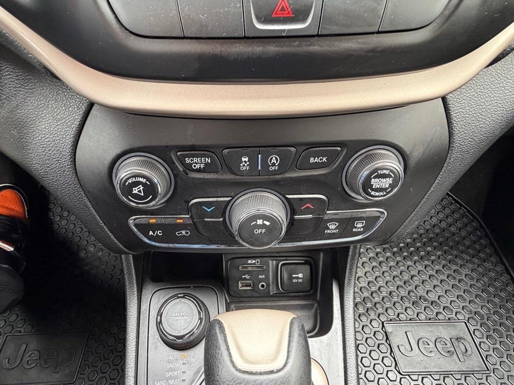 Jeep Cherokee Latitude 4WD 2015