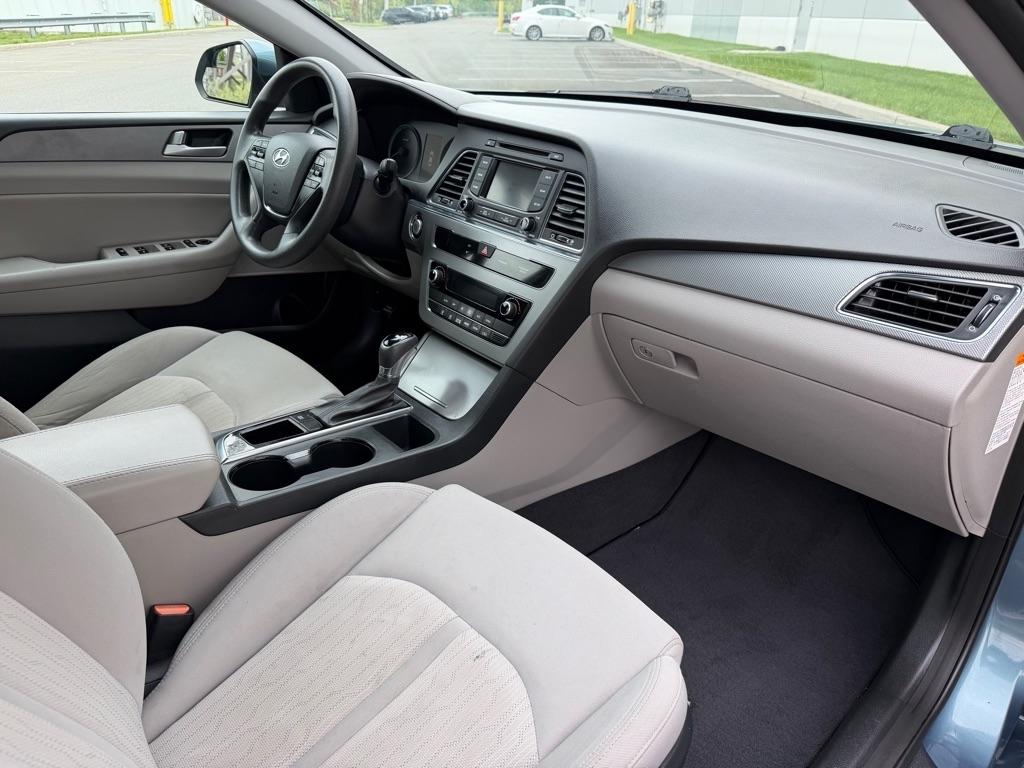 Hyundai Sonata Hybrid  2016