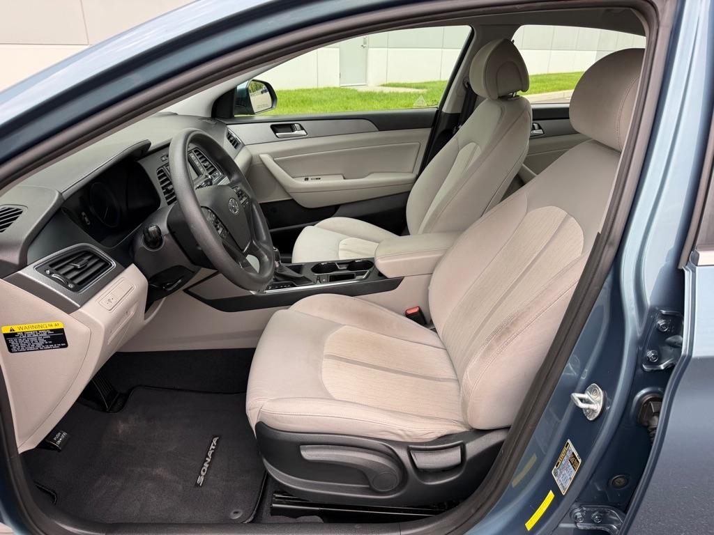 Hyundai Sonata Hybrid  2016