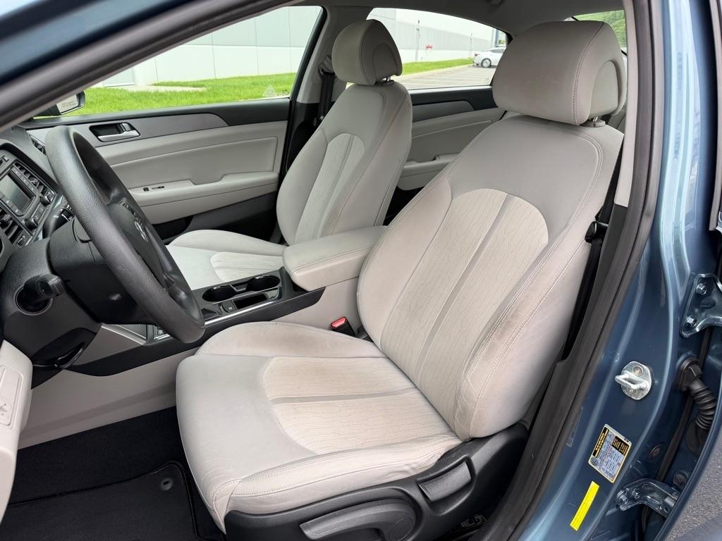 Hyundai Sonata Hybrid  2016