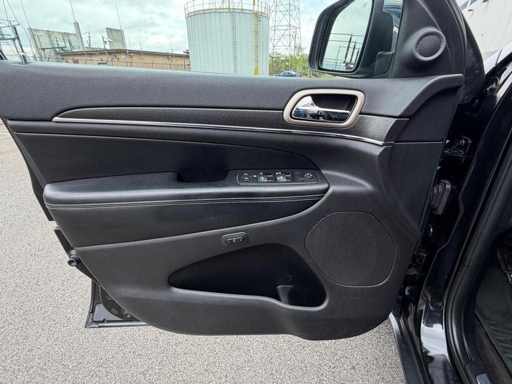 Jeep Grand Cherokee  2015