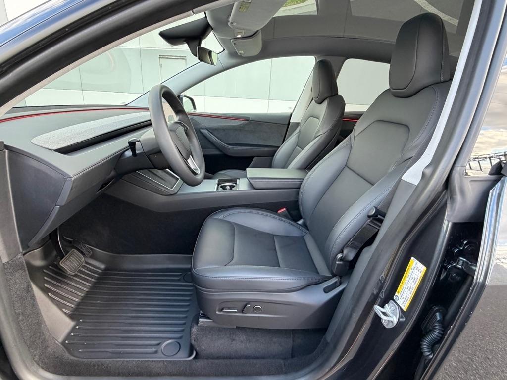Tesla Model Y Long Range AWD 2026