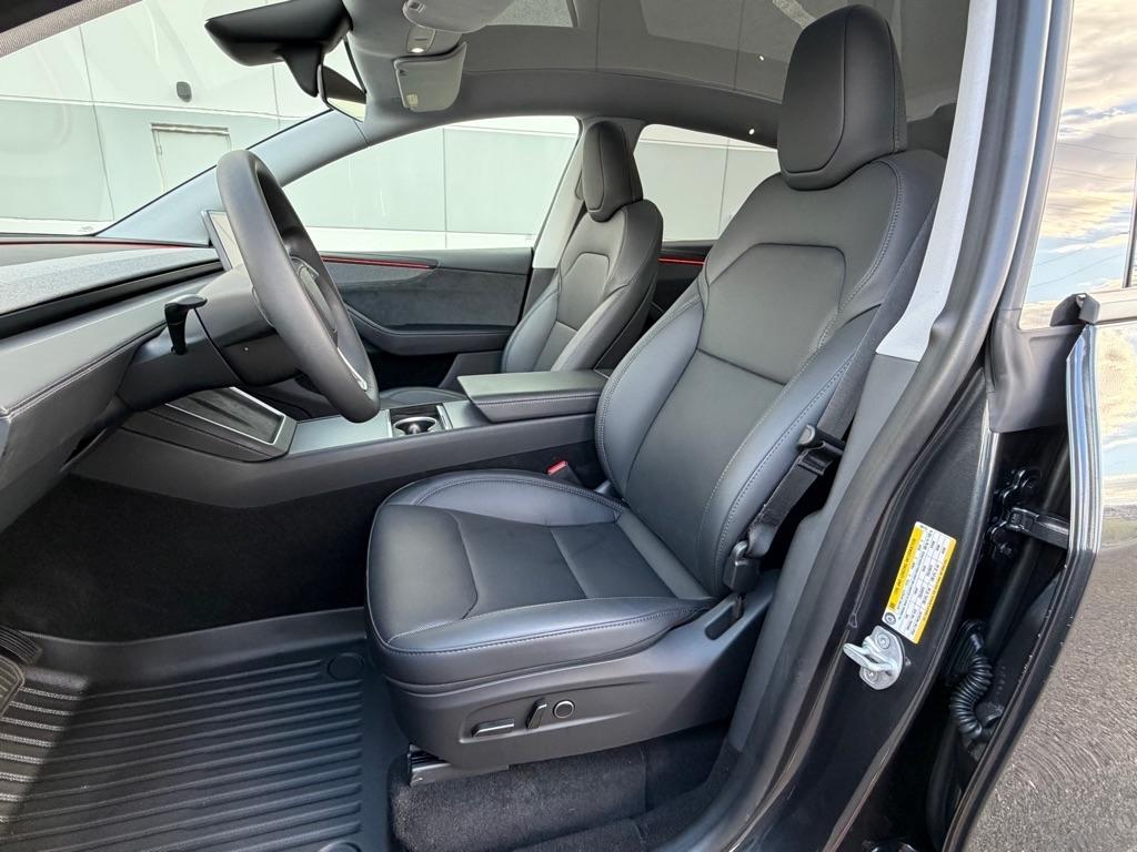 Tesla Model Y Long Range AWD 2026