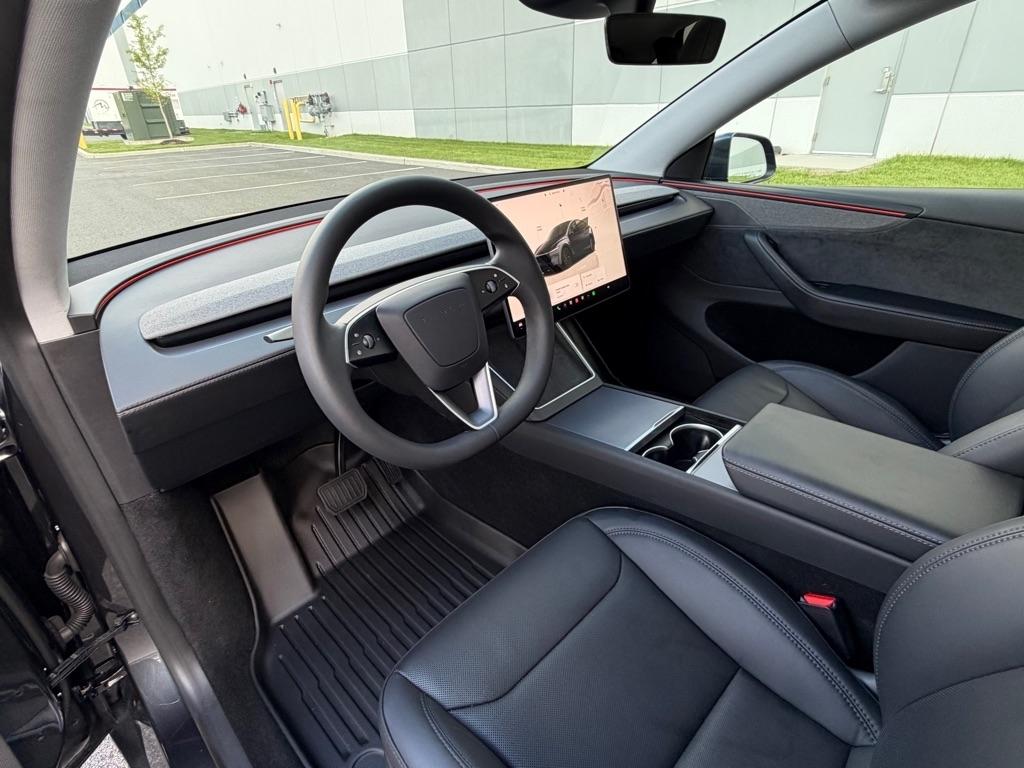 Tesla Model Y Long Range AWD 2026