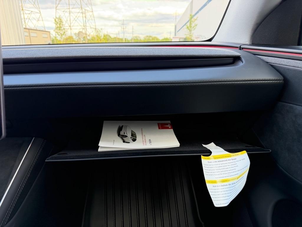 Tesla Model Y Long Range AWD 2026
