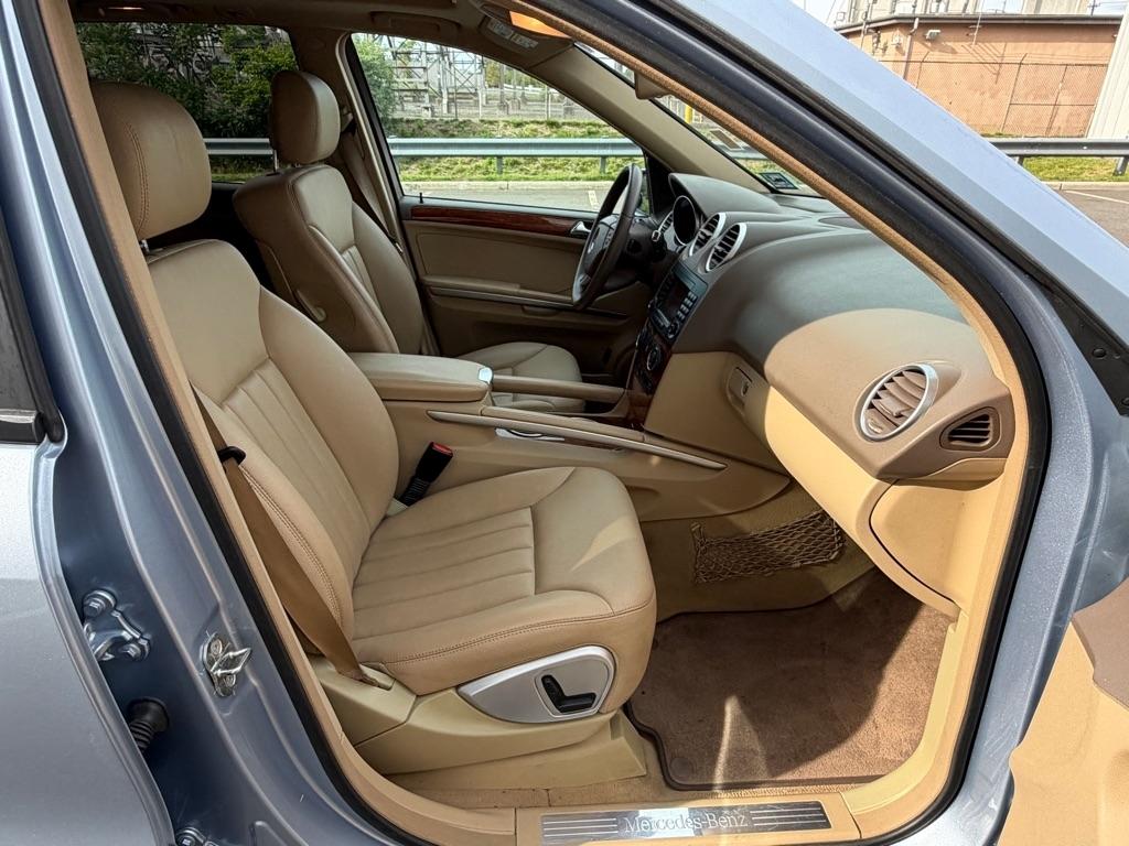 Mercedes-Benz M-Class 4MATIC 4dr 3.5L 2008