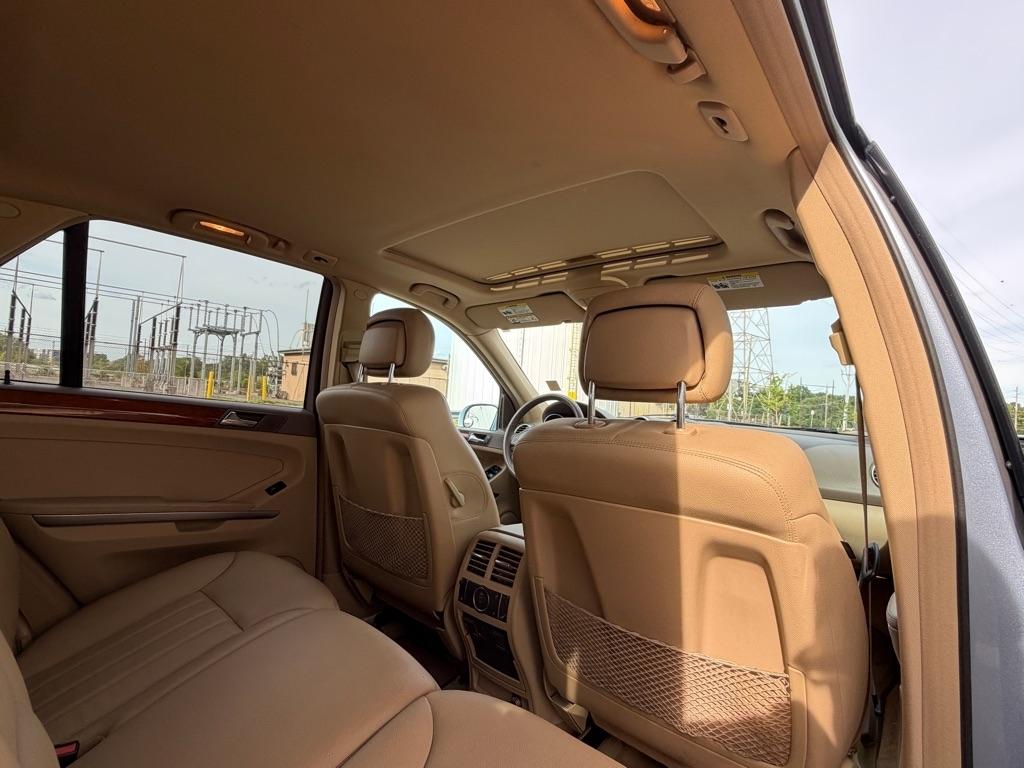 Mercedes-Benz M-Class 4MATIC 4dr 3.5L 2008