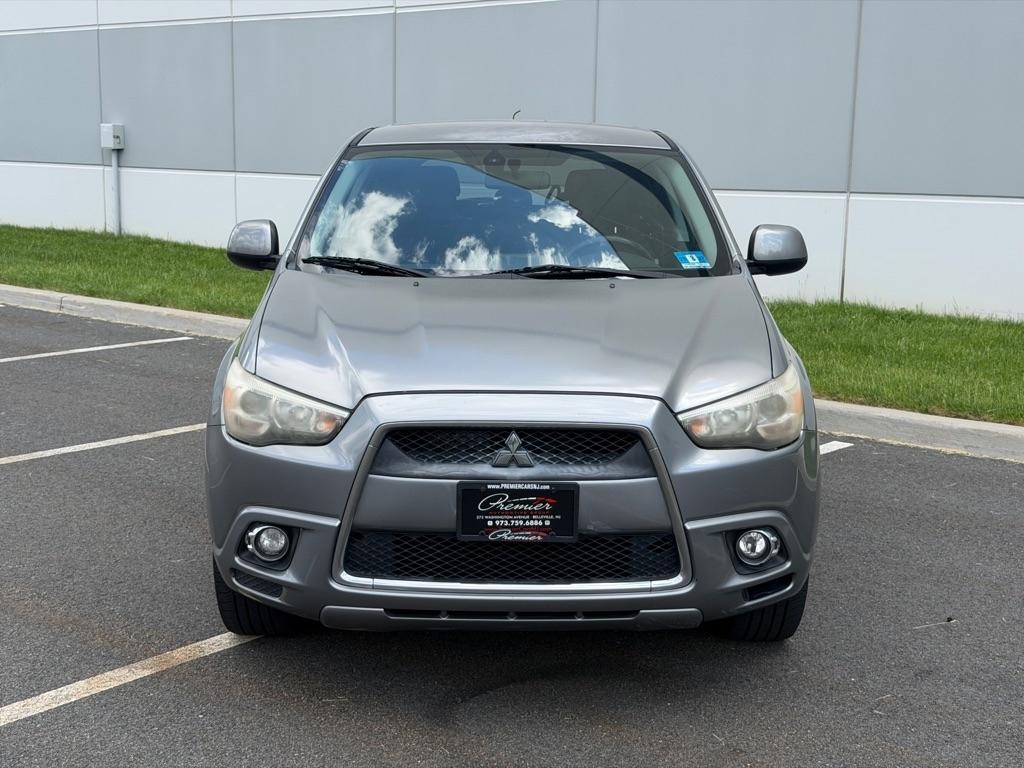 Mitsubishi Outlander Sport SE 2011