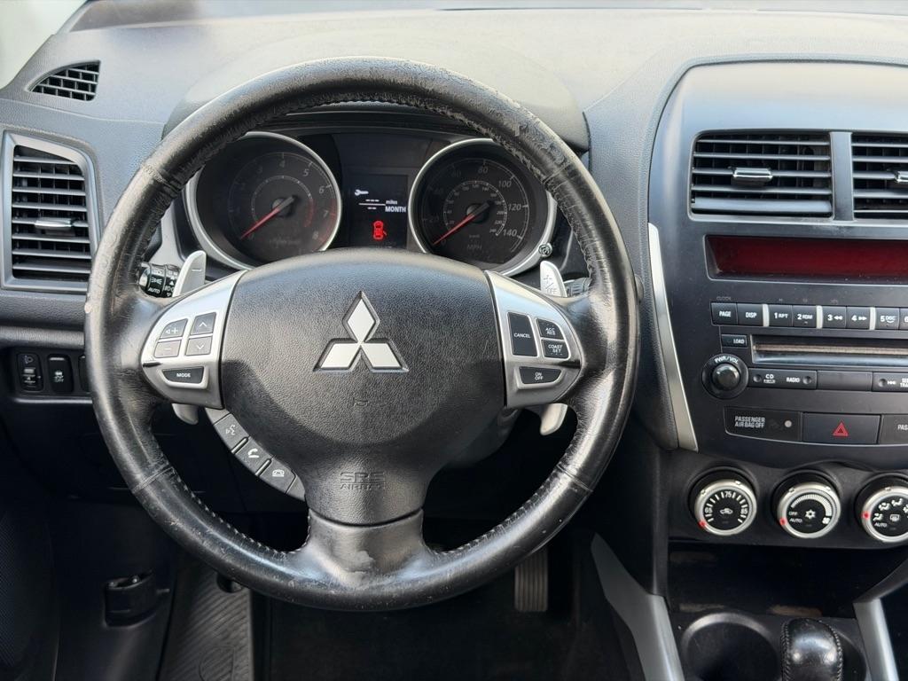 Mitsubishi Outlander Sport SE 2011