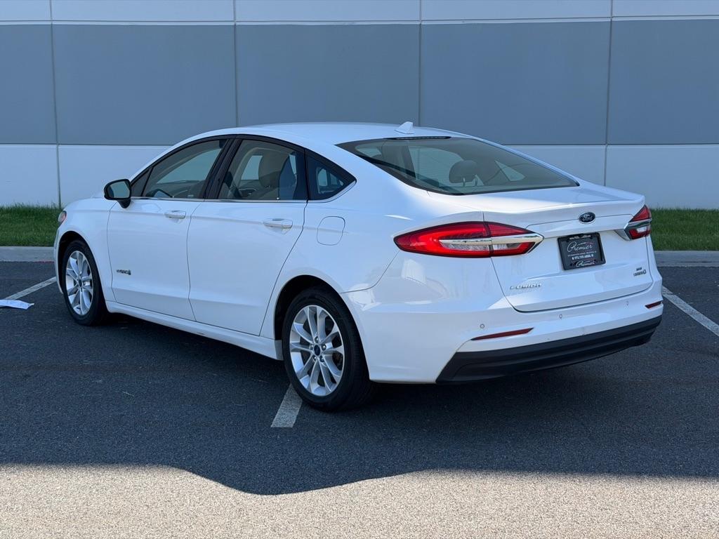 Ford Fusion Hybrid SE FWD 2019