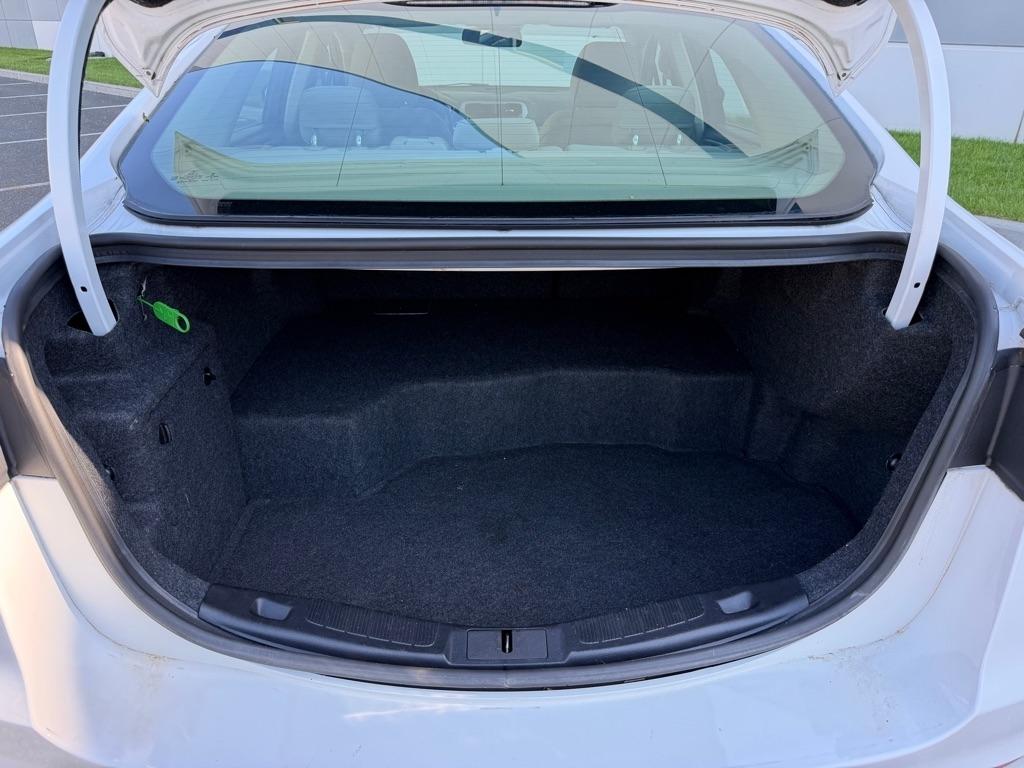 Ford Fusion Hybrid SE FWD 2019