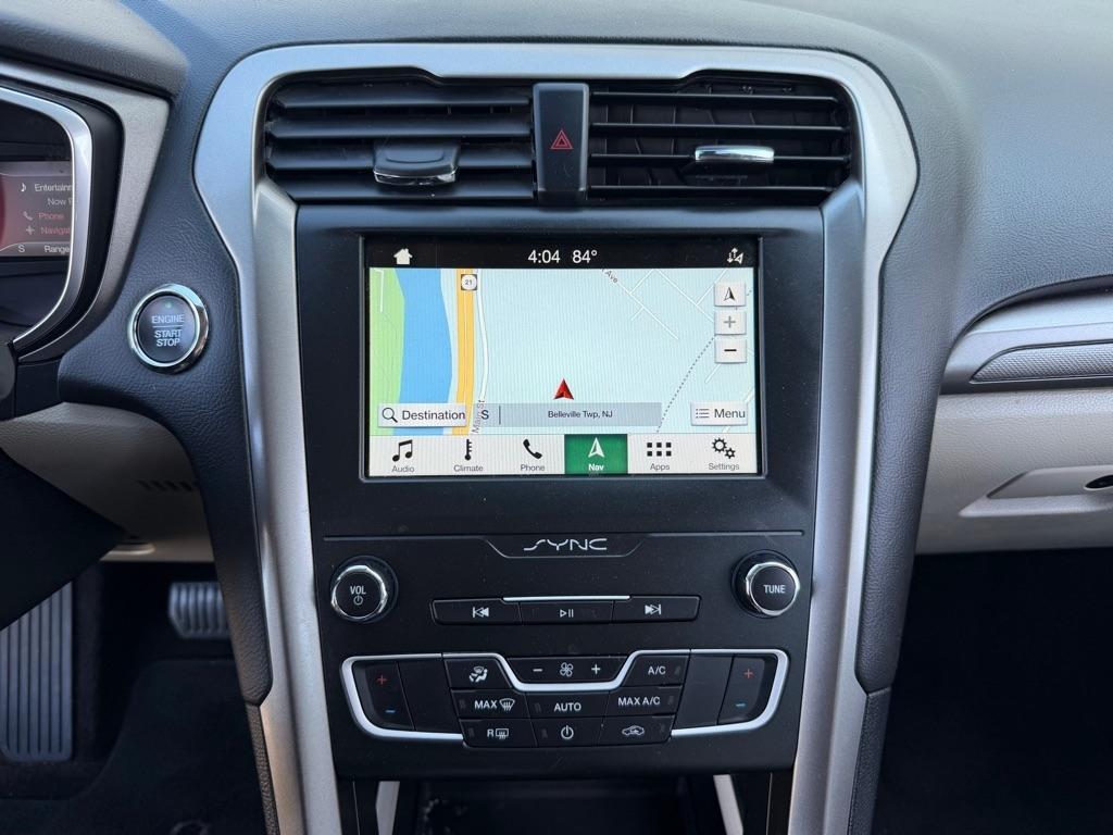 Ford Fusion Hybrid SE FWD 2019