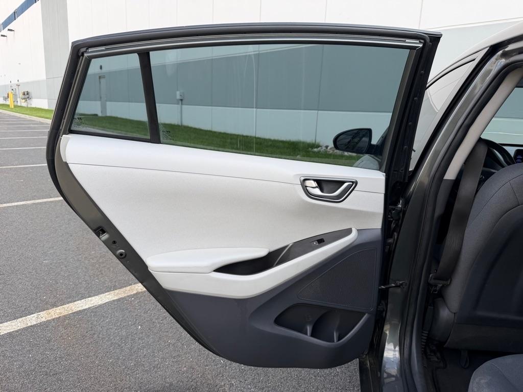 Hyundai Ioniq Plug-In Hybrid SE Hatchback 2020