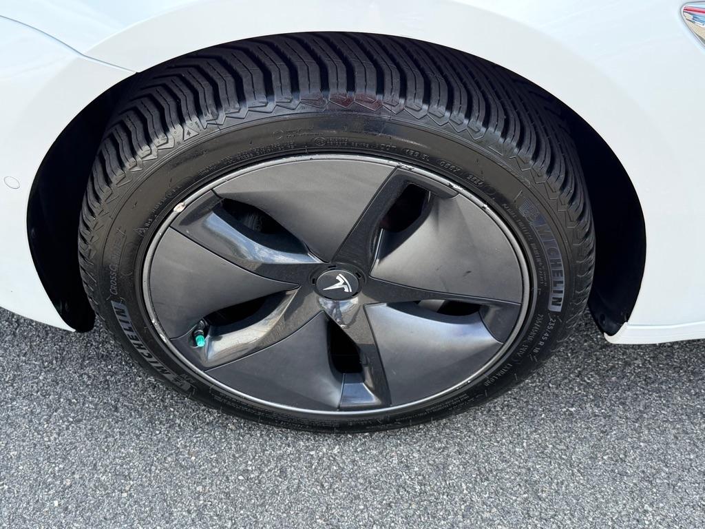 Tesla Model 3 Long Range AWD 2019