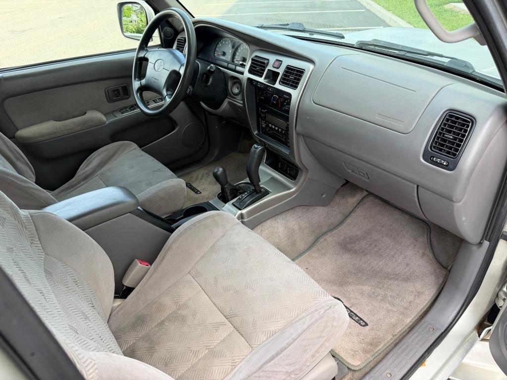Toyota 4Runner SR5 2001
