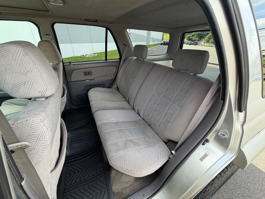 Toyota 4Runner SR5 2001