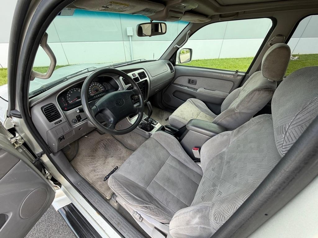 Toyota 4Runner SR5 2001